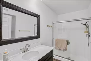 9000 Vanalden, Northridge, CA 91324 - Photo 12