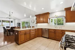 23313 Cohasset St, West Hills, CA 91304 - Photo 12