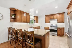 23313 Cohasset St, West Hills, CA 91304 - Photo 10