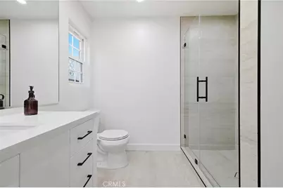 1920 N Screenland, Burbank, CA 91505 - Photo 24