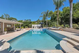 4540 Del Moreno Dr, Woodland Hills, CA 91364 - Photo 28