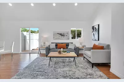 4540 Del Moreno Drive, Woodland Hills, CA 91364 - Photo 26
