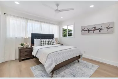 4540 Del Moreno Drive, Woodland Hills, CA 91364 - Photo 14