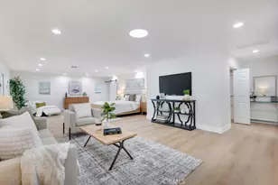 4540 Del Moreno Dr, Woodland Hills, CA 91364 - Photo 10