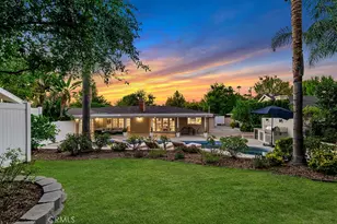 4540 Del Moreno Dr, Woodland Hills, CA 91364 - Photo 4
