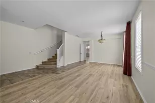 28454 Cascade, Castaic, CA 91384 - Photo 6