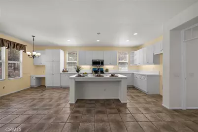 28454 Cascade, Castaic, CA 91384 - Photo 10