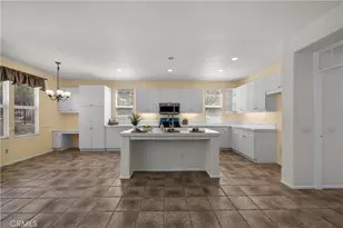 28454 Cascade, Castaic, CA 91384 - Photo 10