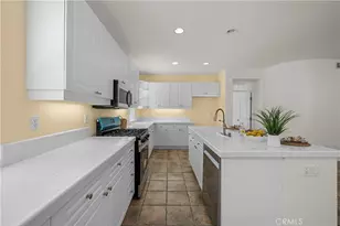 28454 Cascade, Castaic, CA 91384 - Photo 12