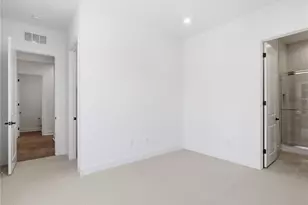 30018 N Avenida Sierra Madre, Valencia, CA 91354 - Photo 32