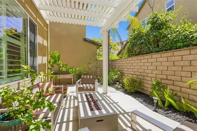 23822 Via Campana, Valencia, CA 91354 - Photo 48