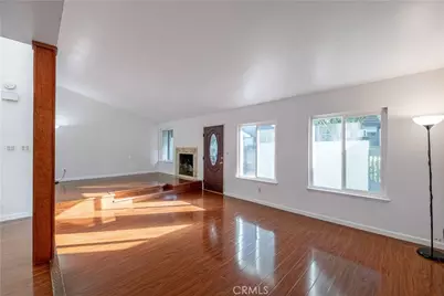 10055 Larwin #3, Chatsworth, CA 91311 - Photo 12