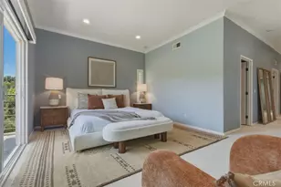 15059 Rayneta Dr, Sherman Oaks, CA 91403 - Photo 32