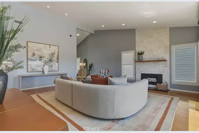 15059 Rayneta Drive, Sherman Oaks, CA 91403 - Photo 14