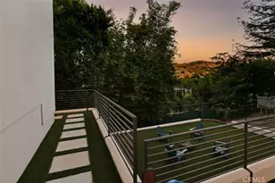 15059 Rayneta Dr, Sherman Oaks, CA 91403 - Photo 60