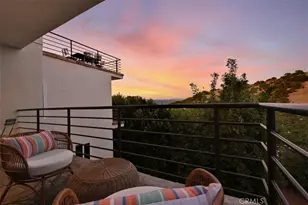 15059 Rayneta Dr, Sherman Oaks, CA 91403 - Photo 48