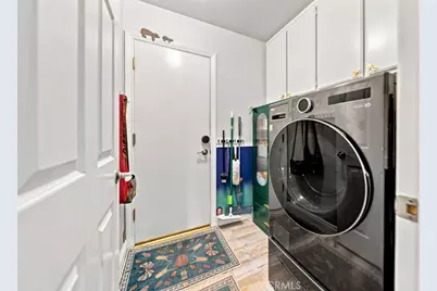 22237 Birmingham Place, Saugus, CA 91350 - Photo 32