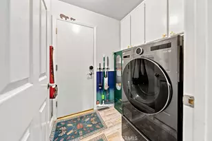 22237 Birmingham Pl, Saugus, CA 91350 - Photo 32