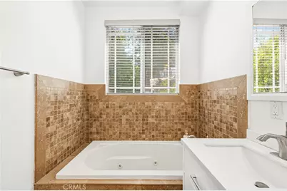 11145 Sunshine Terrace #102, Studio City, CA 91604 - Photo 16