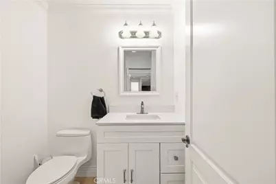 11145 Sunshine Terrace #102, Studio City, CA 91604 - Photo 14