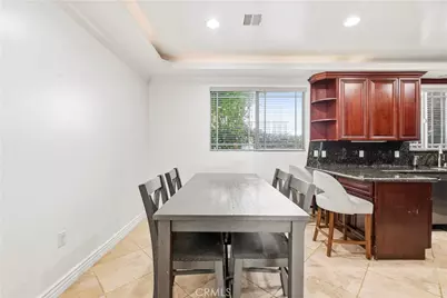 11145 Sunshine Terrace #102, Studio City, CA 91604 - Photo 10