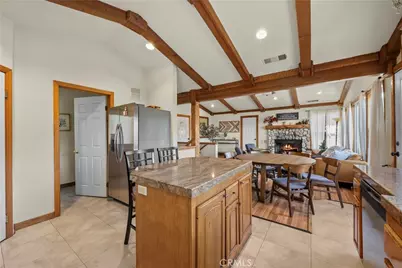 820 Arbula, Crestline, CA 92325 - Photo 18