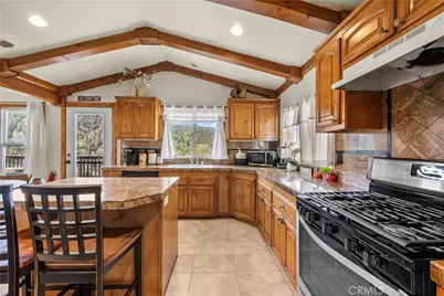 820 Arbula, Crestline, CA 92325 - Photo 14