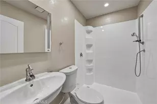 28707 Greenwood, Castaic, CA 91384 - Photo 32