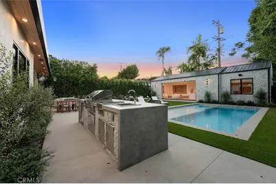 10433 Valley Spring Lane, Toluca Lake, CA 91602 - Photo 26