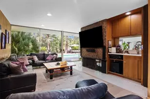 5000 Queen Victoria Rd, Woodland Hills, CA 91364 - Photo 22
