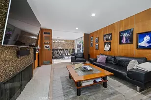 5000 Queen Victoria Rd, Woodland Hills, CA 91364 - Photo 24