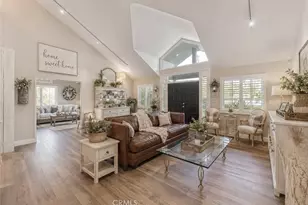 23134 Collins St, Woodland Hills, CA 91367 - Photo 10