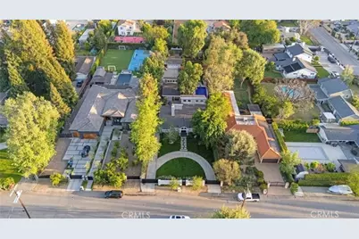23134 Collins Street, Woodland Hills, CA 91367 - Photo 28