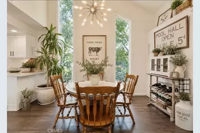 23134 Collins Street, Woodland Hills, CA 91367 - Photo 26