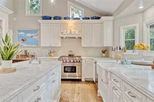 23134 Collins St, Woodland Hills, CA 91367 - Photo 12
