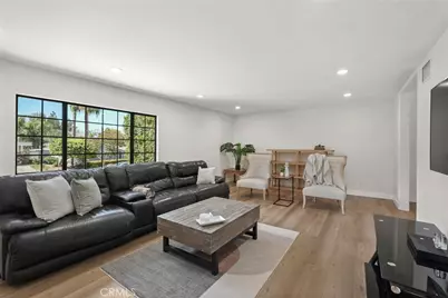 19723 Romar Street, Chatsworth, CA 91311 - Photo 4