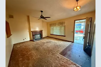 1719 Hitchcock, Palmdale, CA 93550 - Photo 4