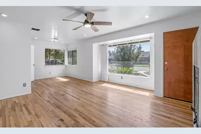 326 Olive, Bakersfield, CA 93304 - Photo 6