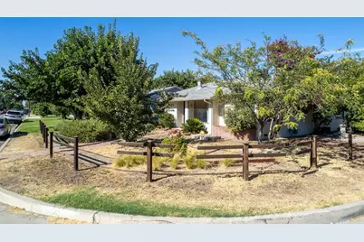 326 Olive, Bakersfield, CA 93304 - Photo 28