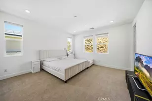 29566 Camino Azar, Valencia, CA 91354 - Photo 22