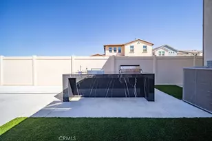 29566 Camino Azar, Valencia, CA 91354 - Photo 48