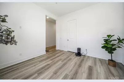 29566 Camino Azar, Valencia, CA 91354 - Photo 4