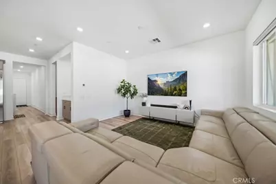 29566 Camino Azar, Valencia, CA 91354 - Photo 6