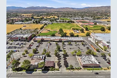 2140 E Palmdale Boulevard #M, Palmdale, CA 93550 - Photo 2