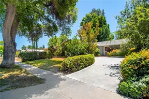 23518 Friar St, Woodland Hills, CA 91367 - Photo 2