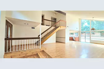19957 Lorne, Winnetka, CA 91306 - Photo 10