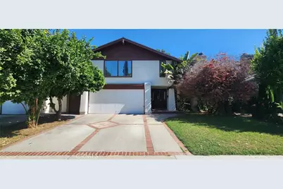 19957 Lorne, Winnetka, CA 91306 - Photo 12