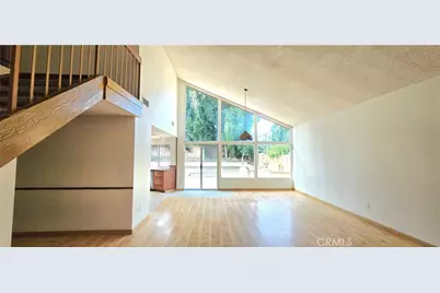 19957 Lorne, Winnetka, CA 91306 - Photo 6