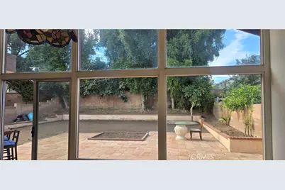 19957 Lorne, Winnetka, CA 91306 - Photo 10