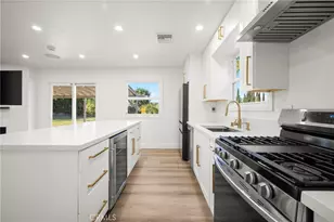 22923 Arminta St, West Hills, CA 91304 - Photo 10